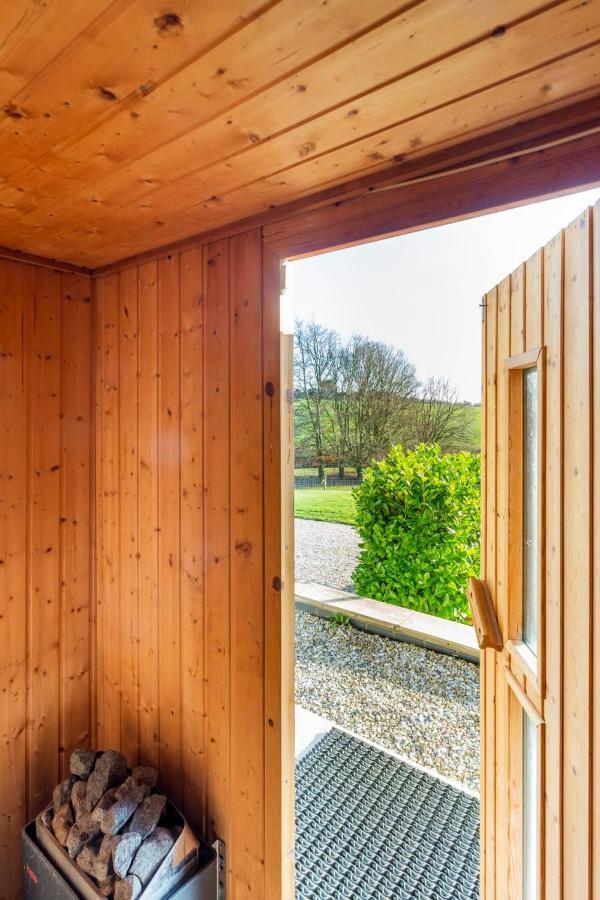 The Retreat, Sauna & Hot Tub, Charming & Cosy Gem Blandford Forum Exterior photo
